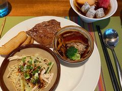 -岷山饭店-芝芝自助餐厅