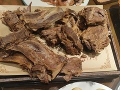 -东口码头·烧鸽子·鱼头泡饼·地方菜(金鹰悦城店)