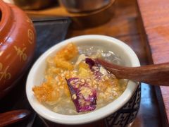 -银米·云南传统过桥米线(双廊黑金冠店)