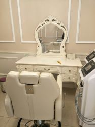 -Bollins波林丝•专研护发中心