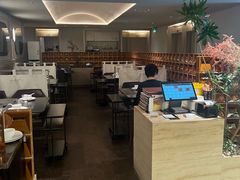 -鲜入唯煮·港式海鲜牛肉火锅(金宝街店)