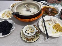 -天乐农家鱼头王(天目湖店)