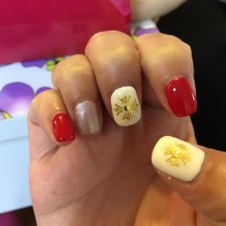 点击看大图 -小红楼美甲美容中心