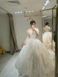点击看大图 -GRACE KELLY婚纱与礼服(北京店)