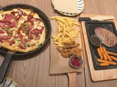 -必胜客(兰州国贸店)