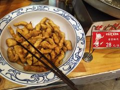 苗家酥肉-老凯俚酸汤鱼(鸿通城店)