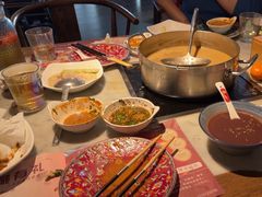 -尚尚仙·酸汤猪手·猪肚鸡火锅(华联万柳购物中心店)