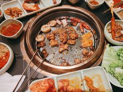 -梨花甄选自助烤肉(小寨原力场店)