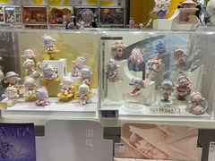 -泡泡玛特POPMART(万达店)