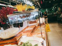 -金滏山烤肉·海鲜·火锅自助餐厅(襄阳万达店)