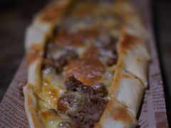 土耳其牛肉奶酪披萨-Mevlana梅夫娜土耳其餐厅·清真