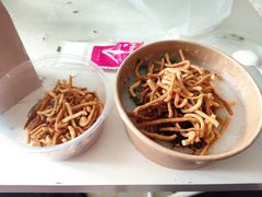 弯脚杆油茶-正南齐北·老街糯米团(洪崖洞店)