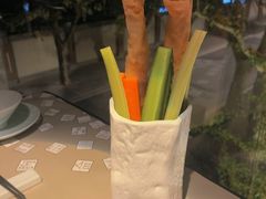 -穹六人间 people 6(岳阳路店)