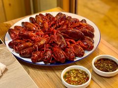 清蒸小龙虾-日进一片海.生腌海鲜火锅.宵夜烧烤(三里屯总店)