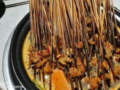 -钢管厂五区小郡肝串串香(奥克斯广场锦城万达店)