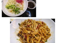 老北京炸酱面-皇城根北京风味主题餐厅(泰华城店)
