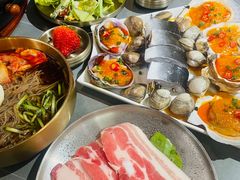 -围炉肉舍丹东海鲜烤肉·烤活鳗(步行街店)