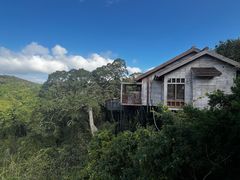 -三亚亚龙湾人间天堂鸟巢度假村