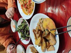 -芦茨金富饭庄·25年老字号·专做稻草鸡