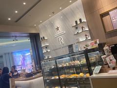 面包甜点陈列柜-星巴克臻选(深圳万象天地旗舰店)