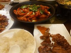 -川流不息·地道川菜·小龙虾(新松江路店)