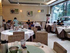 大堂-关东风老北方菜馆(桂芳园店)