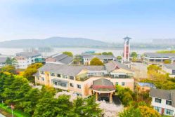 -童谣里医疗级月子中心(独栋湖景店)