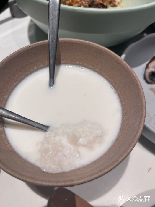 胡麻(静安嘉里店)奶白酒图片