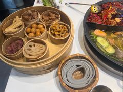 经典7大辣卤-卤校长老火锅(杨家坪直营店)