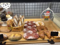 -研麦家面包(亚泰华府店)