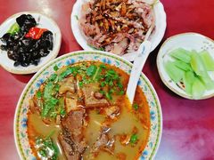 -金杨拉面王小吃面馆·牛三宝面·红烧牛肉粉