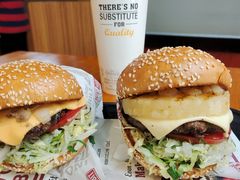 -The Habit Burger Grill 哈比特汉堡(复兴soho店)