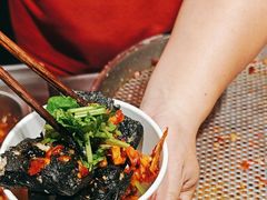 -黑色经典臭豆腐·湖南特产(太平街口店)