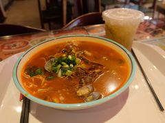 -何记花甲(海岸城旗舰店)