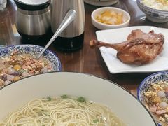 -百年老字号·观振兴蟹黄面·三虾面·苏式面(观前街富仁坊巷店)