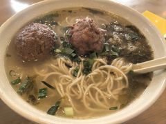 -佬钱湾仔(衣裳街店)