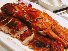 -香港新发烧腊茶餐厅(水围店)