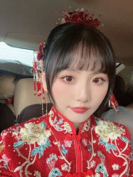 -艾米丽婚纱礼服