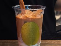 -茶理宜世(乐峰广场·尝乐集店)