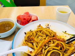 油泼辣子面-晋味坊手工刀削面农家菜(霍营店)