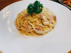 奶油培根意面-SEN CASTLE城堡西餐(创意设计中心店)