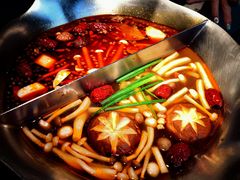 -湊湊火锅·茶憩(杭州湖滨银泰in77店)