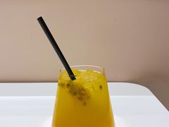 百香果芒果苏打-双风车咖啡馆 Twin Windmills(六道口店)
