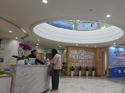 -重庆联合丽格美容医院