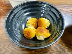 特色葱煎包-赵宝美煎包店