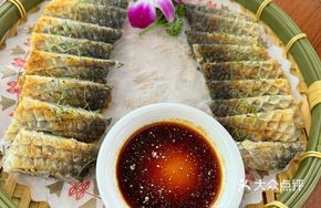 Fengcheng Stuffed Fish Skin