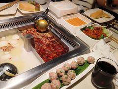 -海底捞火锅鲜切牛肉主题店(长寿路店)