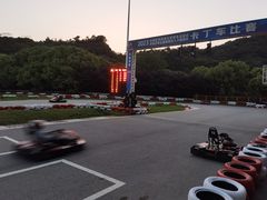 -雪浪山卡丁车俱乐部