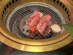 -山川小町·极番烧肉(新地假日广场店)
