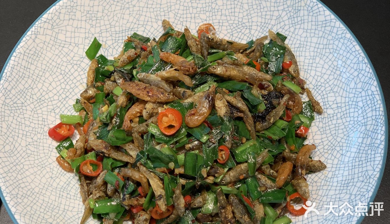 吃的就是这个地道湘菜馆子